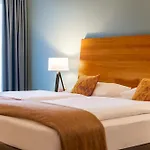 Parkhotel Maximilian 4*