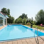 Отель Parkhotel Maximilian 4*