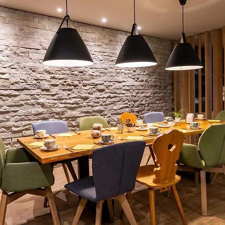 Hotel Western Parkhotel Maximilian 4*