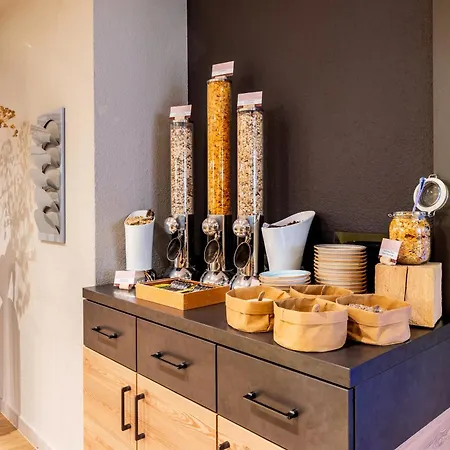 Western Parkhotel Maximilian Szálloda