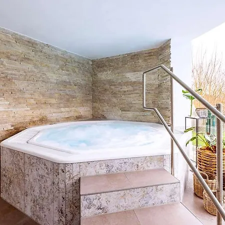 Parkhotel Maximilian 4*