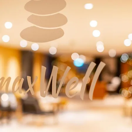 Parkhotel Maximilian 酒店 4*