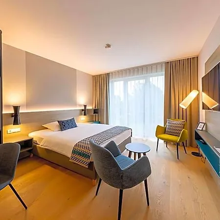 Parkhotel Maximilian 호텔 4*