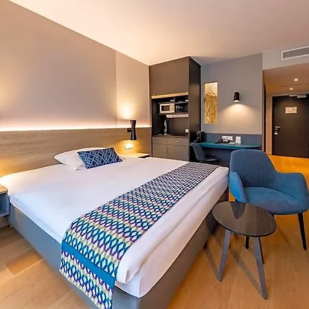 Parkhotel Maximilian 4* 오토보이렌