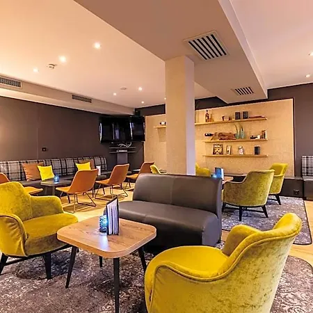 酒店 Parkhotel Maximilian 4*