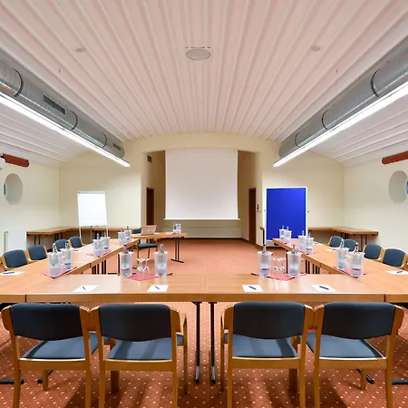 Parkhotel Maximilian Otel 4*