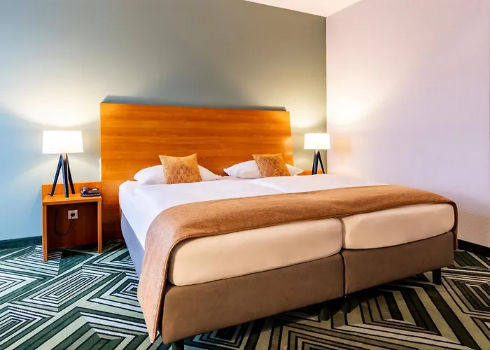 Hotell Parkhotel Maximilian 4*